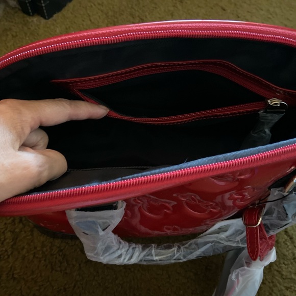 Loungefly Minnie loves Mickey purse. - Picture 3 of 10